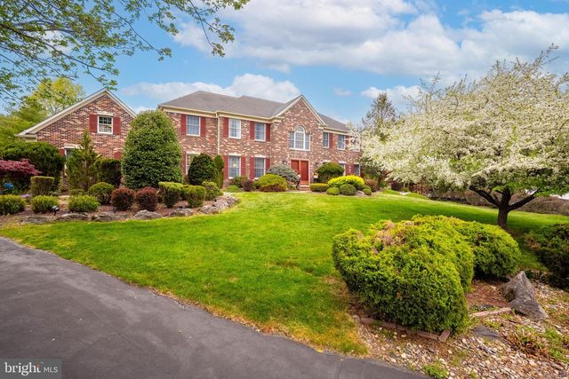 6 BUSH CT, Princeton Junction, NJ 08550