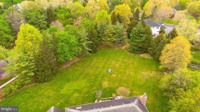 6 BUSH CT, Princeton Junction, NJ 08550