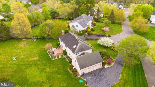 6 BUSH CT, Princeton Junction, NJ 08550