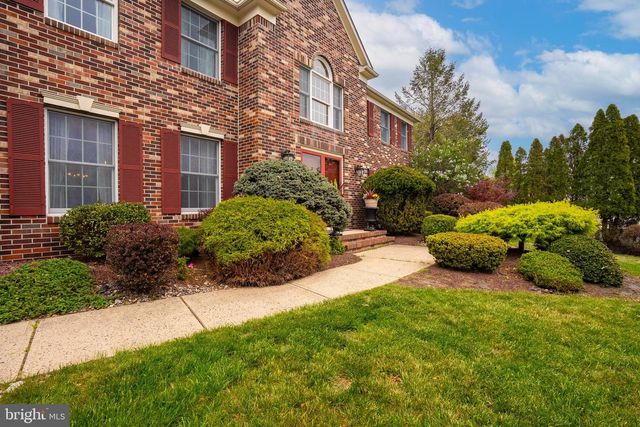 6 BUSH CT, Princeton Junction, NJ 08550