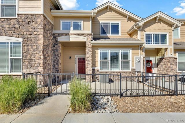 1756 S Buchanan Circle, Aurora, CO 80018