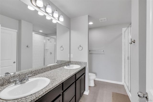 1756 S Buchanan Circle, Aurora, CO 80018
