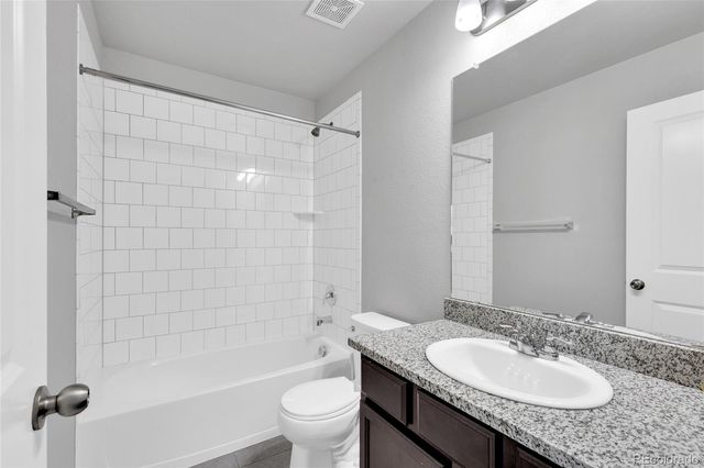 1756 S Buchanan Circle, Aurora, CO 80018