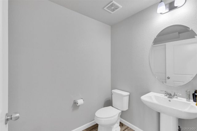 1756 S Buchanan Circle, Aurora, CO 80018