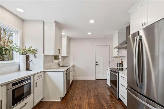 11200 Lowell Avenue, Overland Park, KS 66210