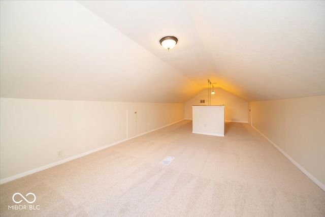 4993 Vance, Columbus, IN 47201