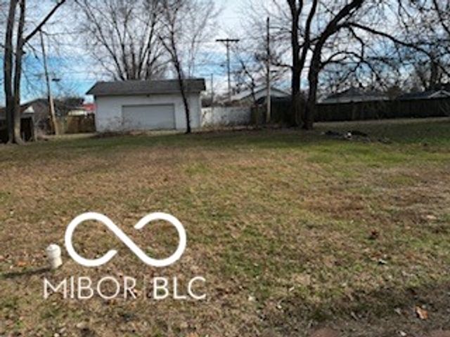 4993 Vance, Columbus, IN 47201