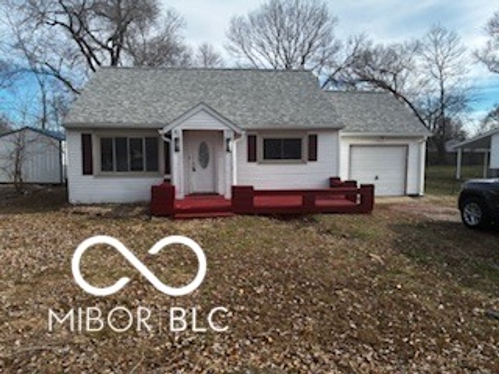 4993 Vance, Columbus, IN 47201