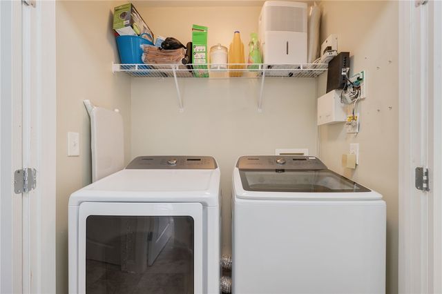 1725 Harvey Mitchell Parkway S 1911, College Station, TX 77840