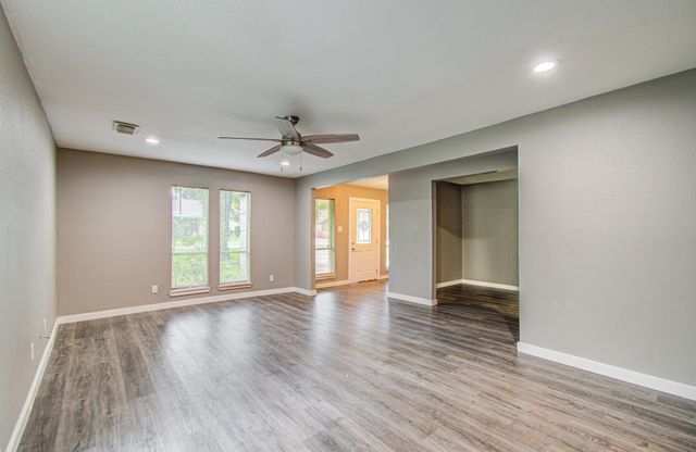 2554 River Ridge, Woodloch, TX 77385