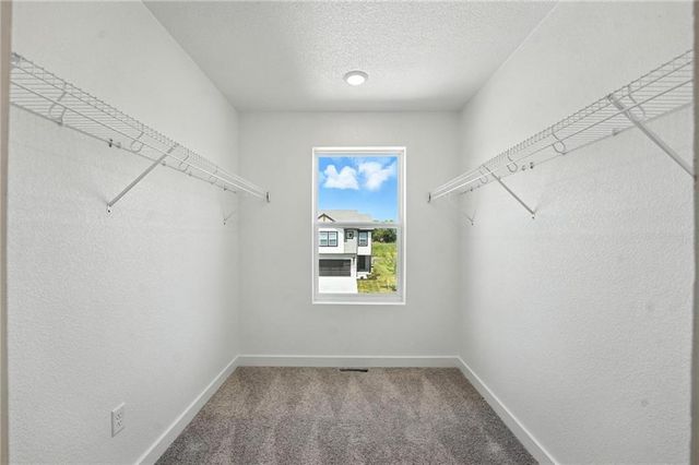 1333 S 4th Street E, Louisburg, KS 66053