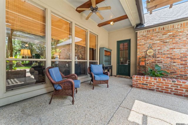 9806 Sedgewick Ct, Saint George, LA 70809