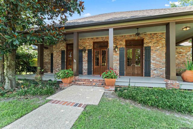 9806 Sedgewick Ct, Saint George, LA 70809
