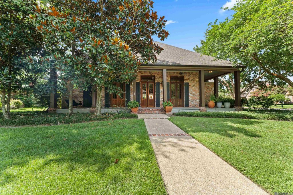 9806 Sedgewick Ct, Saint George, LA 70809