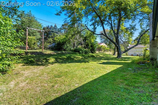 3168 HERBELL Drive, Waterford Charter Township, MI 48328