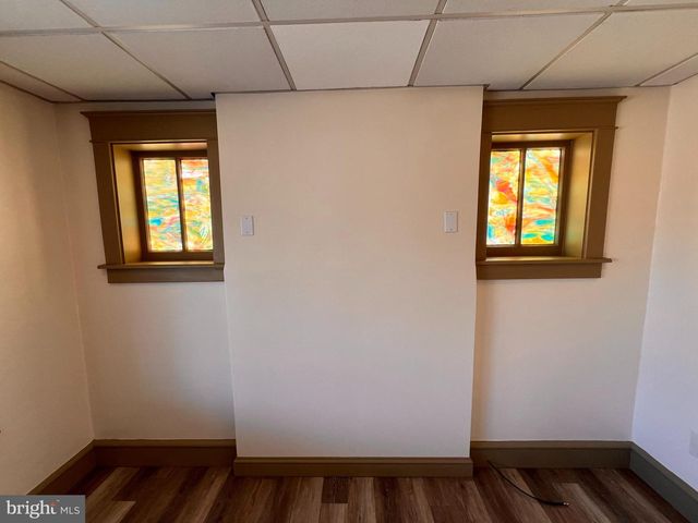 2268 READING, Reading, PA 19609