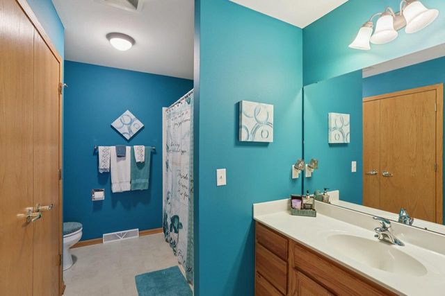 5672 Ambrosia Terrace, Mcfarland, WI 53558