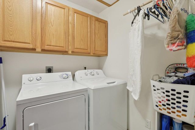 5672 Ambrosia Terrace, Mcfarland, WI 53558