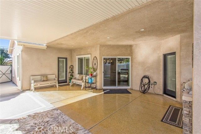 425 Sandalwood, Calimesa, CA 92320