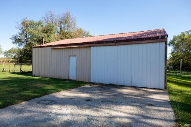 9774 Sycamore Road, Plymouth, IN 46563