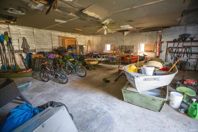 9774 Sycamore Road, Plymouth, IN 46563