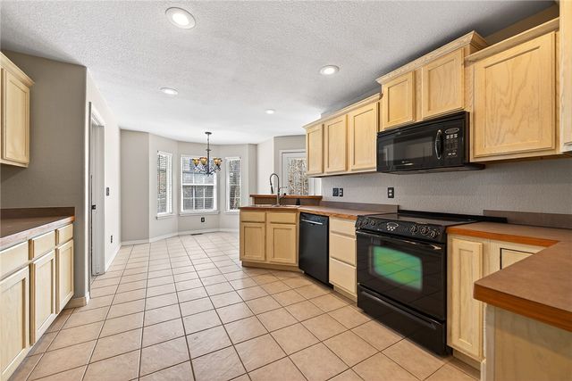 16 Appleby Lane, Bella Vista, AR 72715