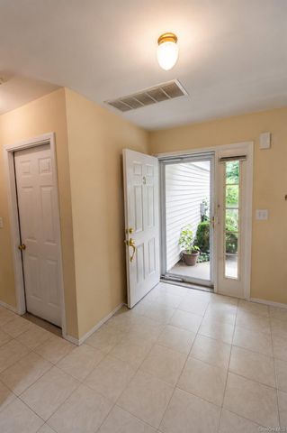 3 Pidgeon Court, Manorville, NY 11949