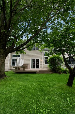 3 Pidgeon Court, Manorville, NY 11949