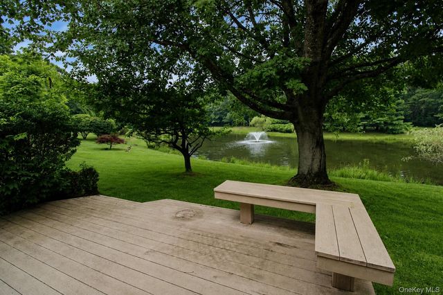 3 Pidgeon Court, Manorville, NY 11949