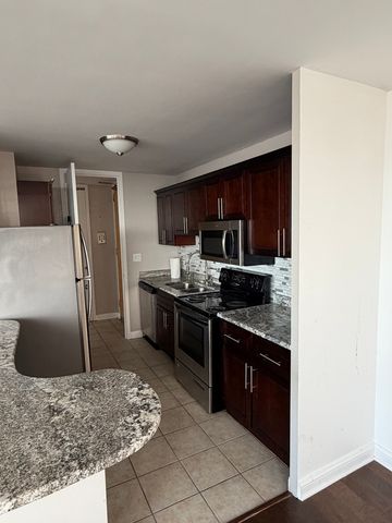 4800 S Chicago Beach Drive 2206S, Chicago, IL 60615