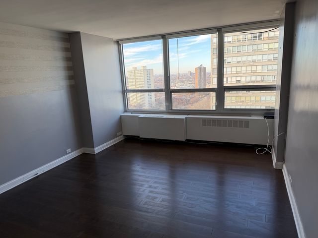 4800 S Chicago Beach Drive 2206S, Chicago, IL 60615