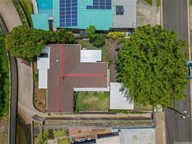 313 Anolani Street, Honolulu, HI 96821