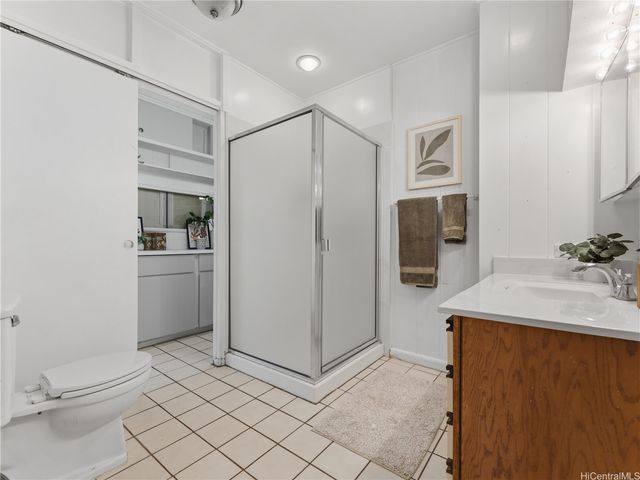 313 Anolani Street, Honolulu, HI 96821