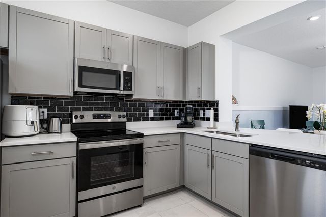 6253 WHETSTONE COURT, Palmetto, FL 34221