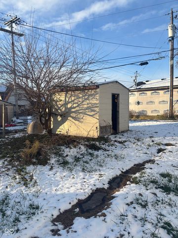 1518 S G Street, Elwood, IN 46036