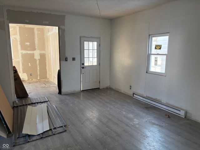 1518 S G Street, Elwood, IN 46036