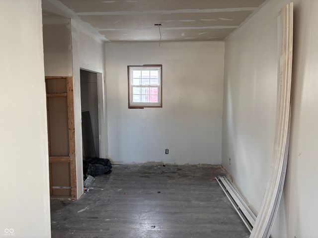 1518 S G Street, Elwood, IN 46036