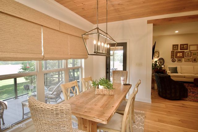 15 Morris Moore Dr, Humboldt, TN 38343