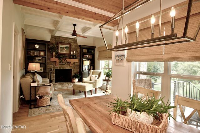 15 Morris Moore Dr, Humboldt, TN 38343