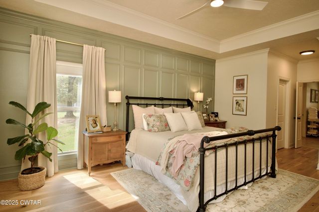 15 Morris Moore Dr, Humboldt, TN 38343