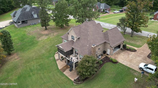 15 Morris Moore Dr, Humboldt, TN 38343