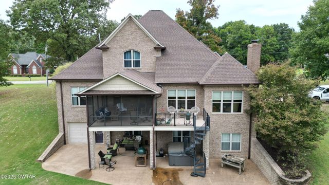 15 Morris Moore Dr, Humboldt, TN 38343