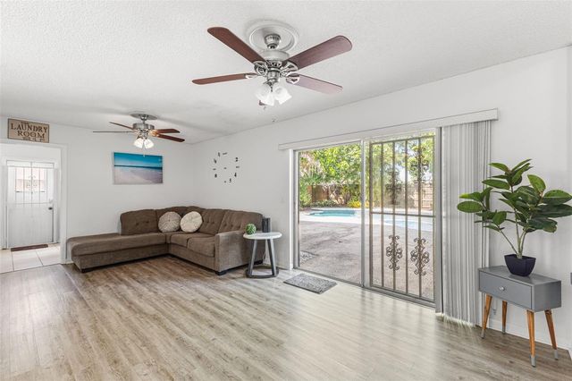 7801 GREENSHIRE DRIVE, Tampa, FL 33634