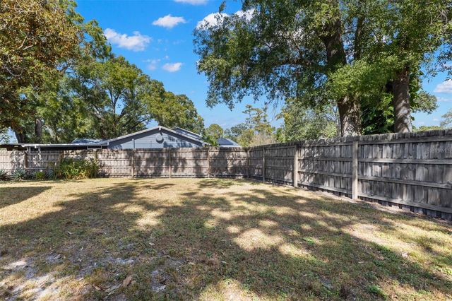 7801 GREENSHIRE DRIVE, Tampa, FL 33634