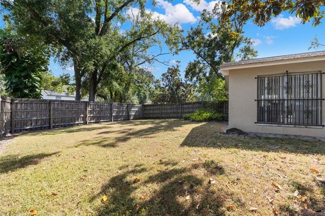 7801 GREENSHIRE DRIVE, Tampa, FL 33634