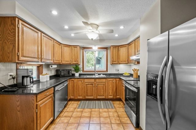 19 Keller Avenue, Swansea, MA 02777