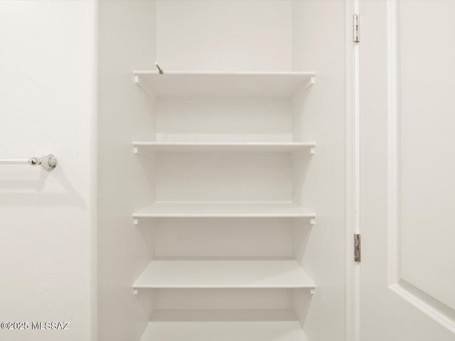 9865 N Solstice Avenue, Tucson, AZ 85743