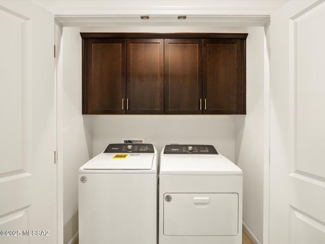 9865 N Solstice Avenue, Tucson, AZ 85743