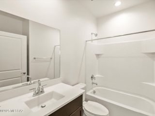 9865 N Solstice Avenue, Tucson, AZ 85743