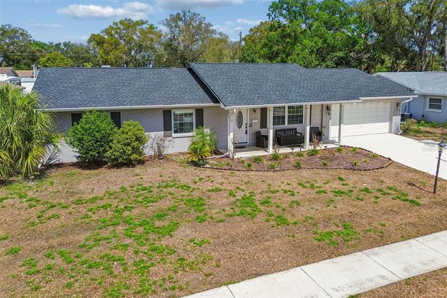 530 JULIE LANE, Brandon, FL 33511